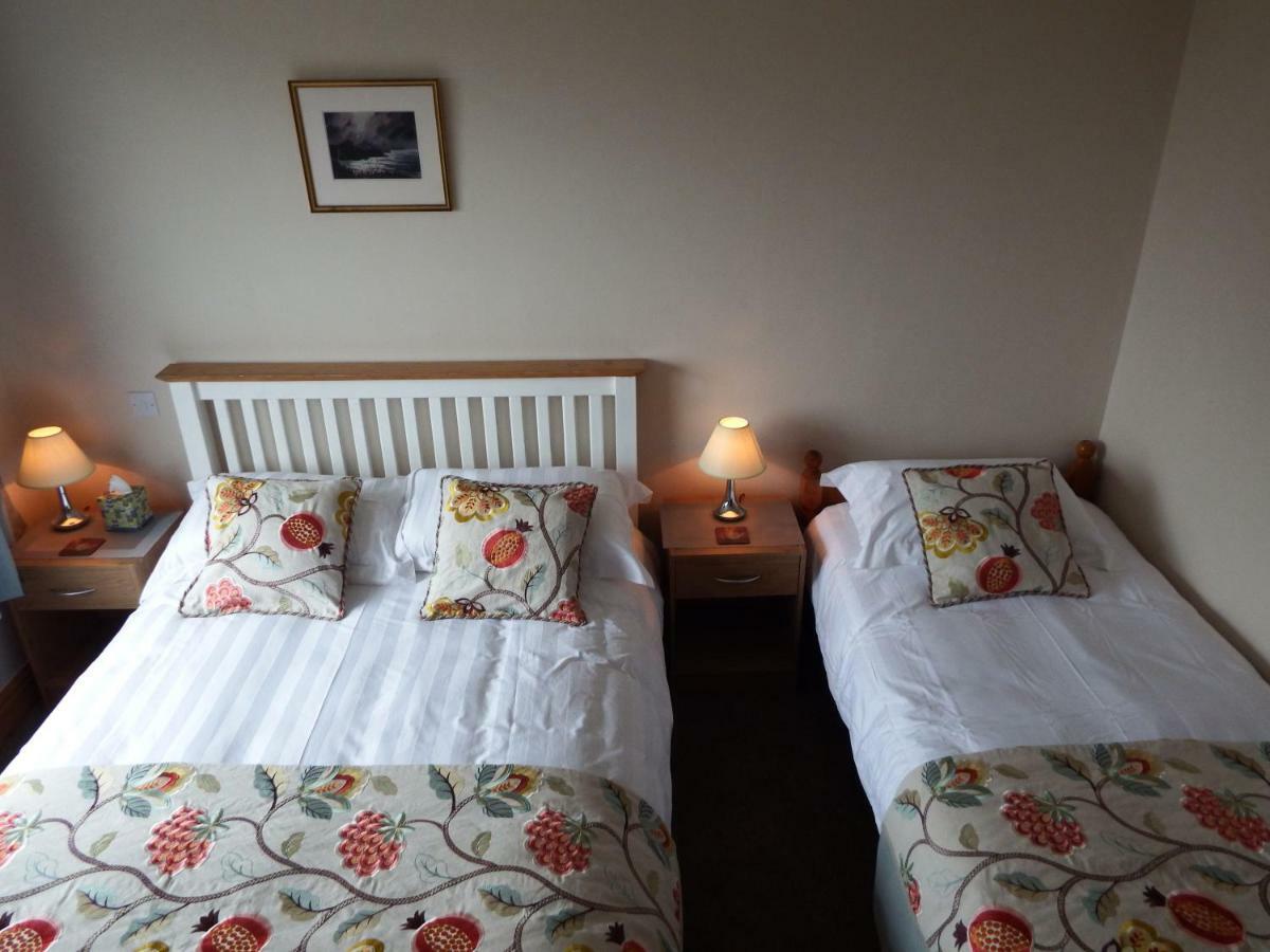 Ty Helyg Bed and Breakfast St. Davids  Exteriör bild