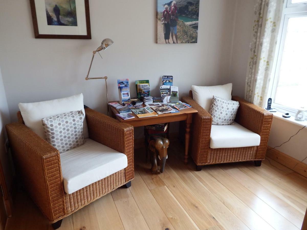 Ty Helyg Bed and Breakfast St. Davids  Exteriör bild