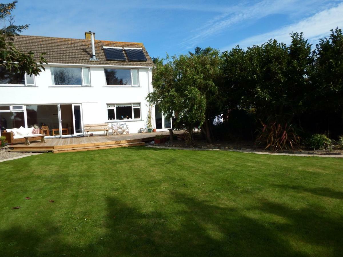 Ty Helyg Bed and Breakfast St. Davids  Exteriör bild